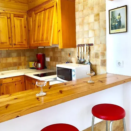 Apartment Amb Jardi A La Platja D'empuriabrava